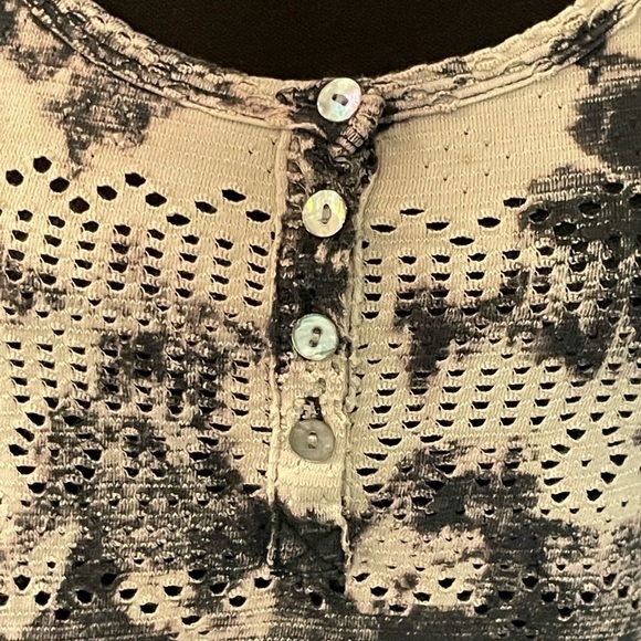 We the free women’s shirt - Picture 6 of 12